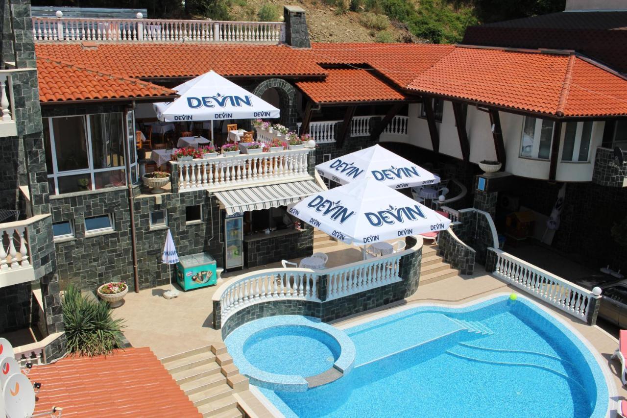 Arlanda Hotel Sveti Vlas Buitenkant foto