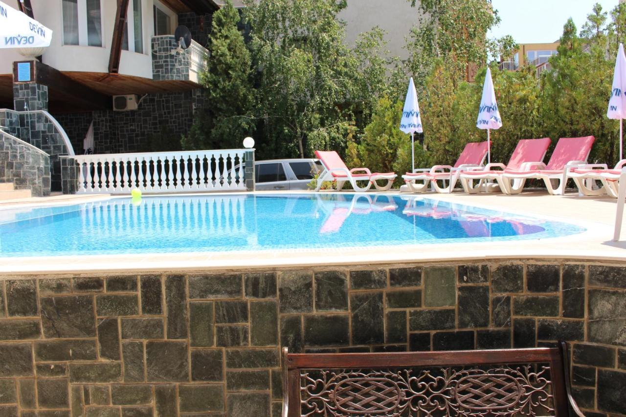 Arlanda Hotel Sveti Vlas Buitenkant foto