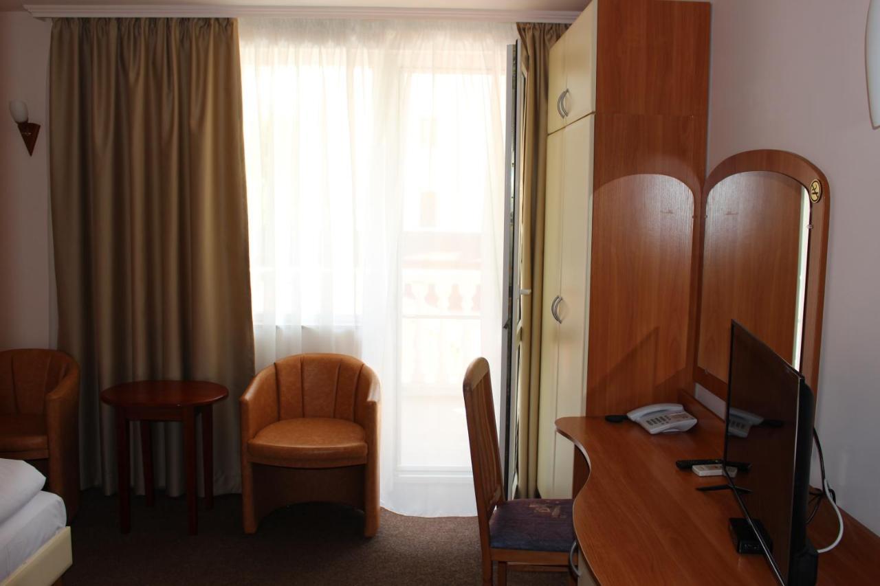 Arlanda Hotel Sveti Vlas Buitenkant foto
