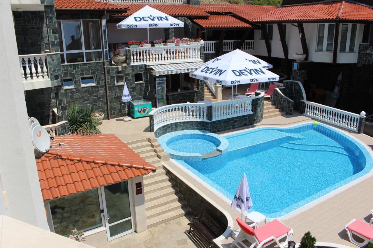 Arlanda Hotel Sveti Vlas Buitenkant foto