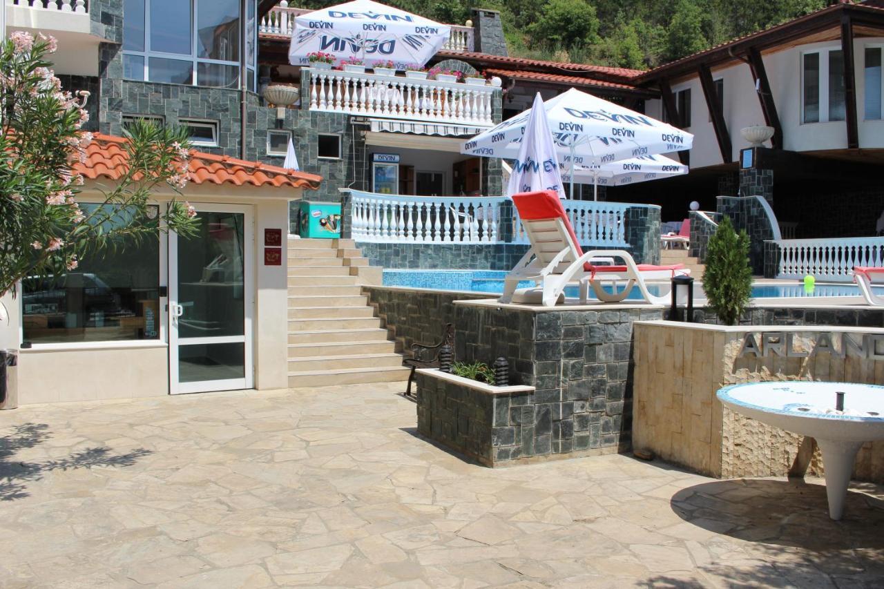Arlanda Hotel Sveti Vlas Buitenkant foto