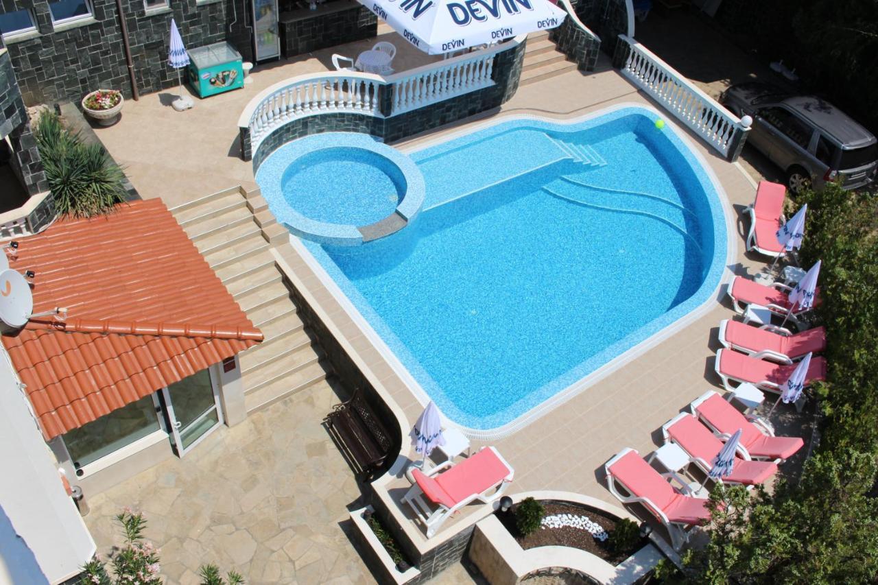 Arlanda Hotel Sveti Vlas Buitenkant foto