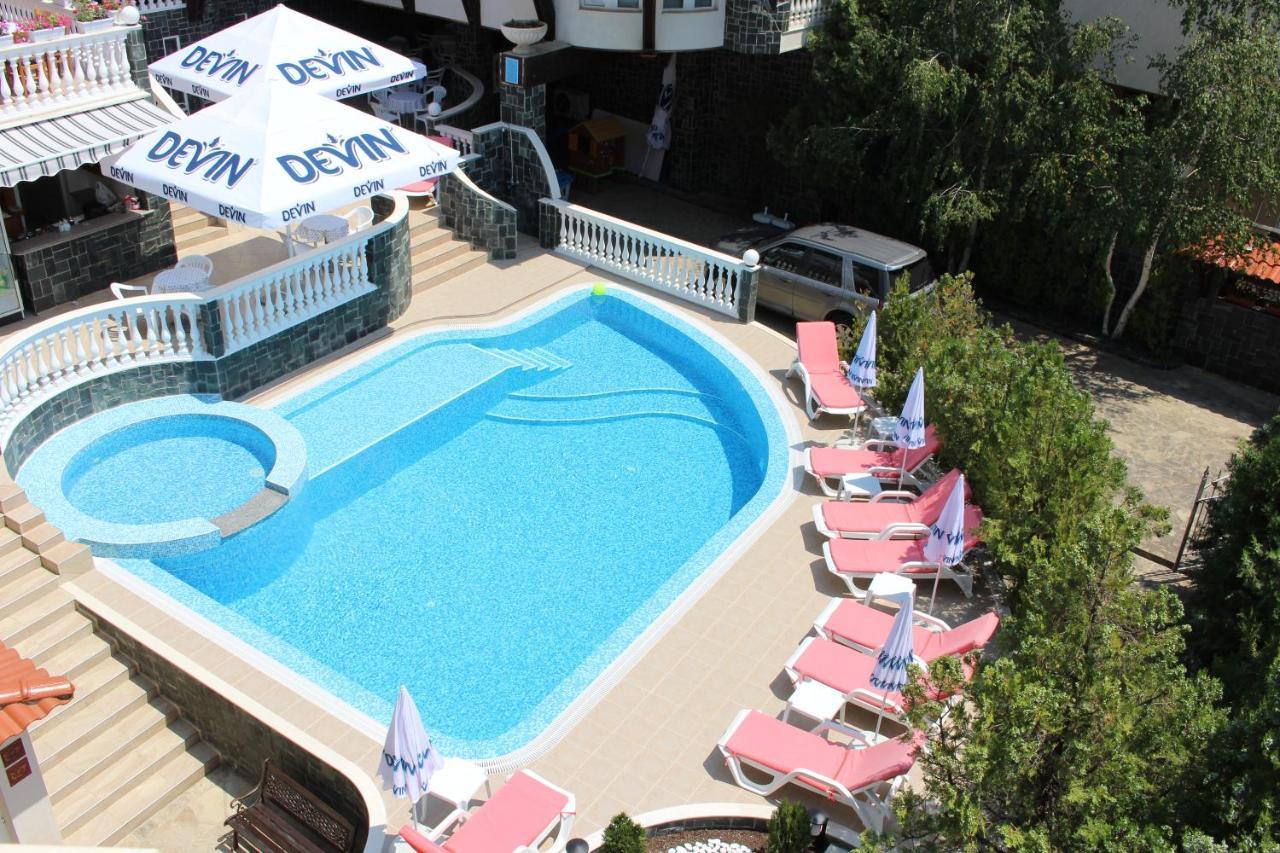 Arlanda Hotel Sveti Vlas Buitenkant foto
