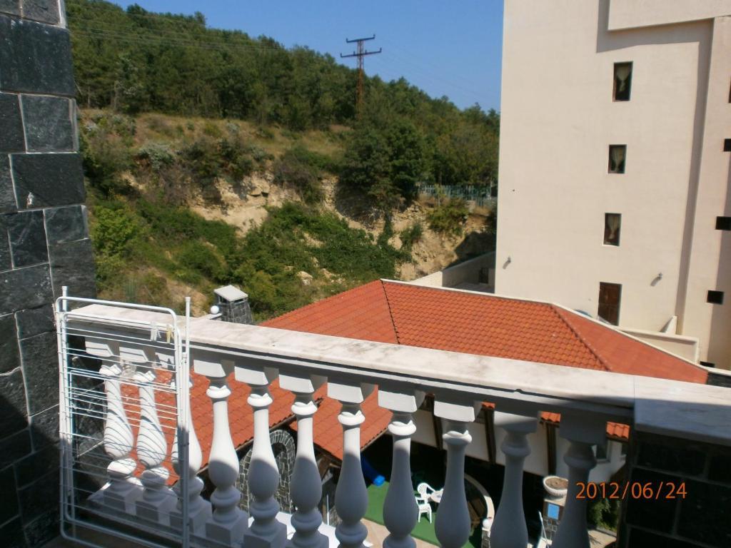 Arlanda Hotel Sveti Vlas Buitenkant foto
