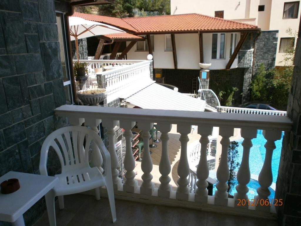 Arlanda Hotel Sveti Vlas Buitenkant foto