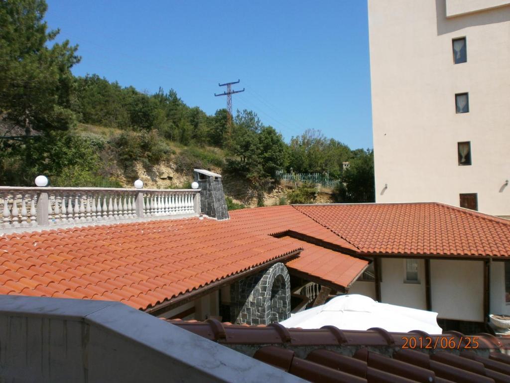 Arlanda Hotel Sveti Vlas Buitenkant foto