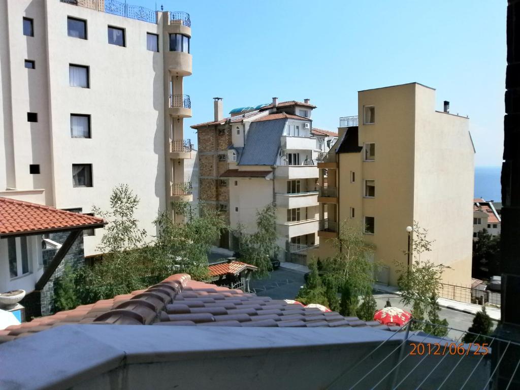 Arlanda Hotel Sveti Vlas Buitenkant foto